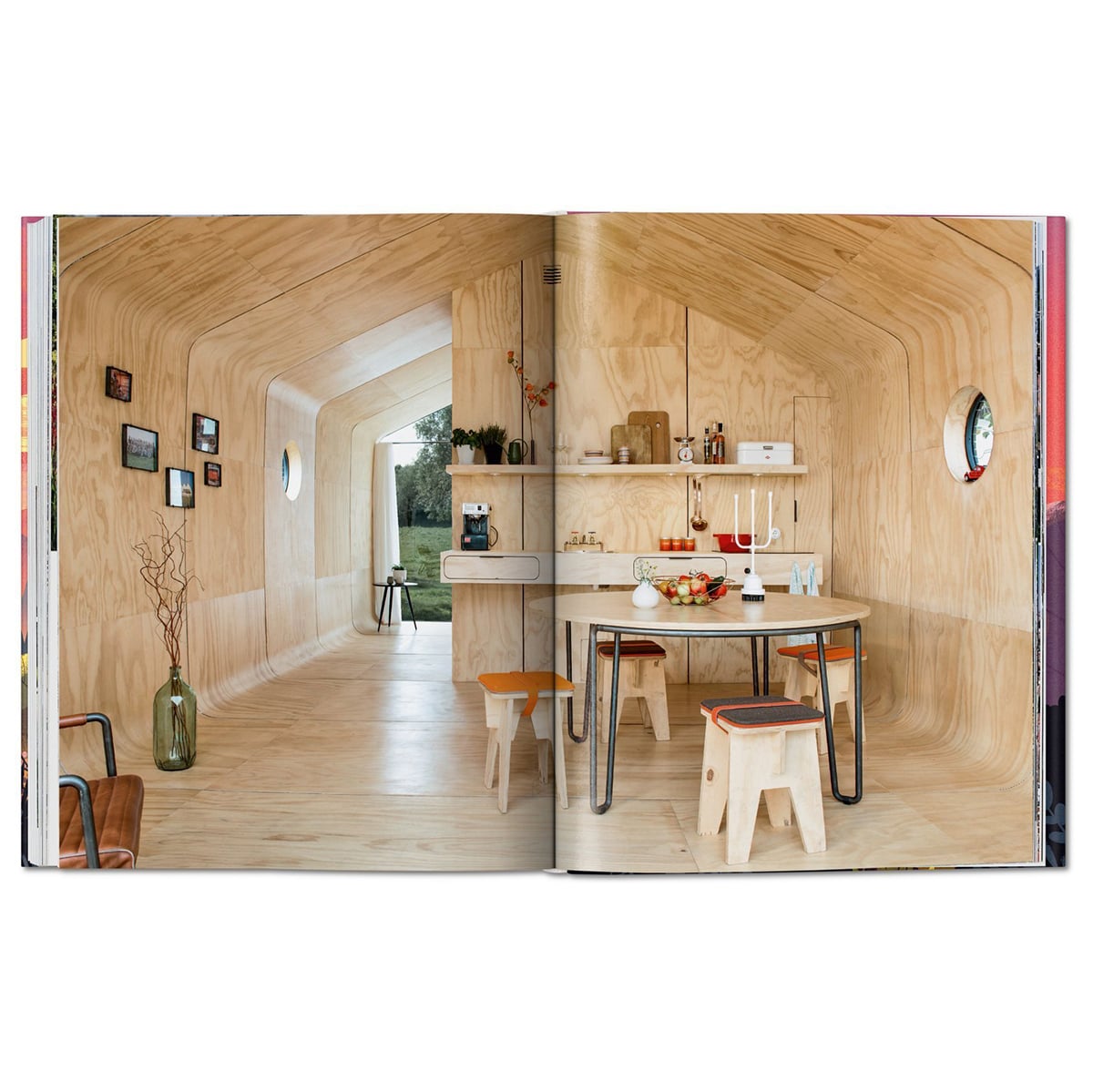 nomadic-homes-architecture-on-the-move-taschen-books-fitcasually-93700001426-1200px-1047
